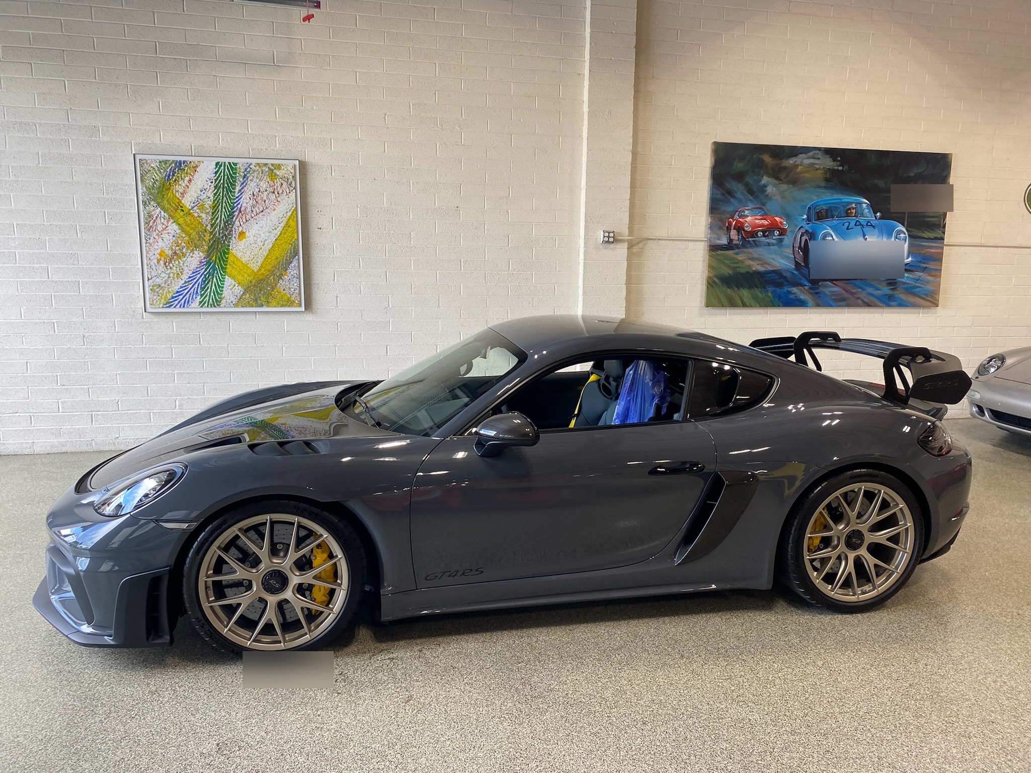 Porsche 718 GT4